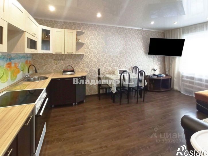 2-комн квартира улица Астафьева, 115,  д. 115