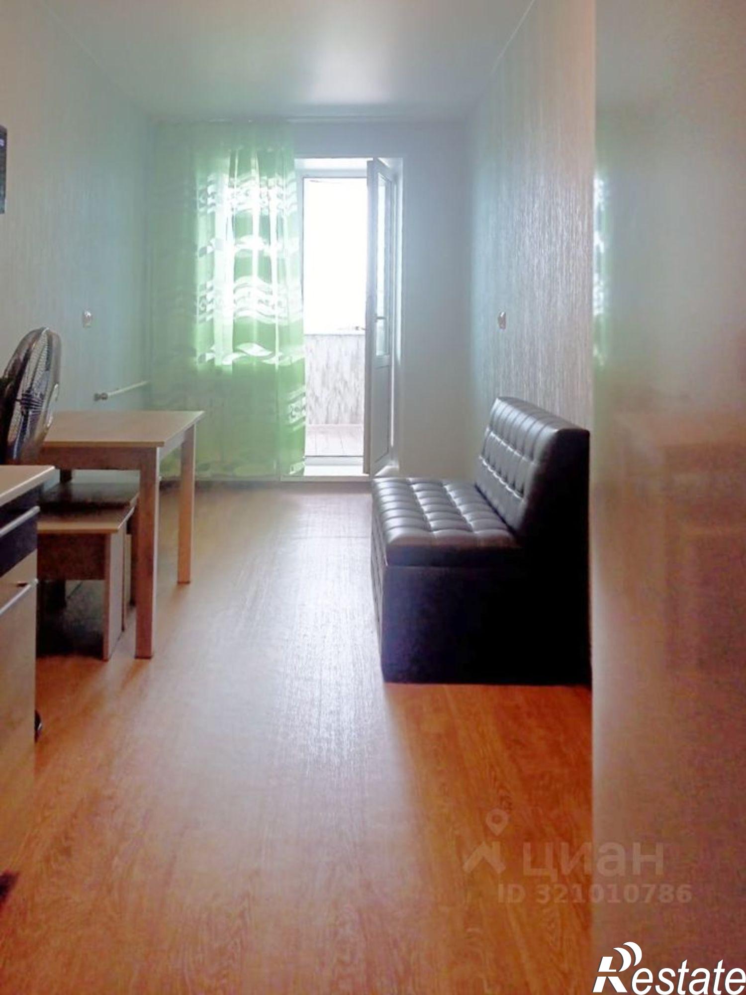 Купить квартиру за 3 740 000 рублей на Нахимовская улица, 32