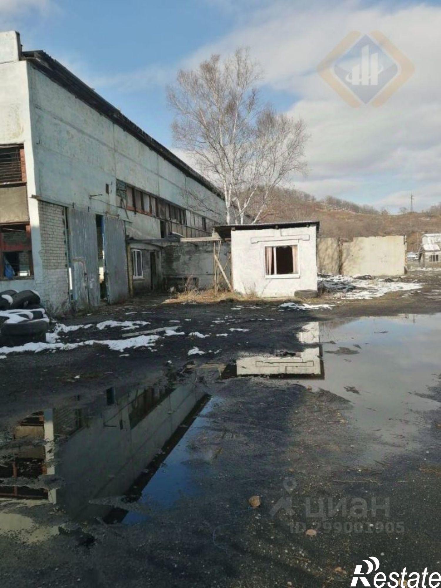 Купить помещение свободного назначения за 34 998 600 рублей на 3-я Промышленная улица