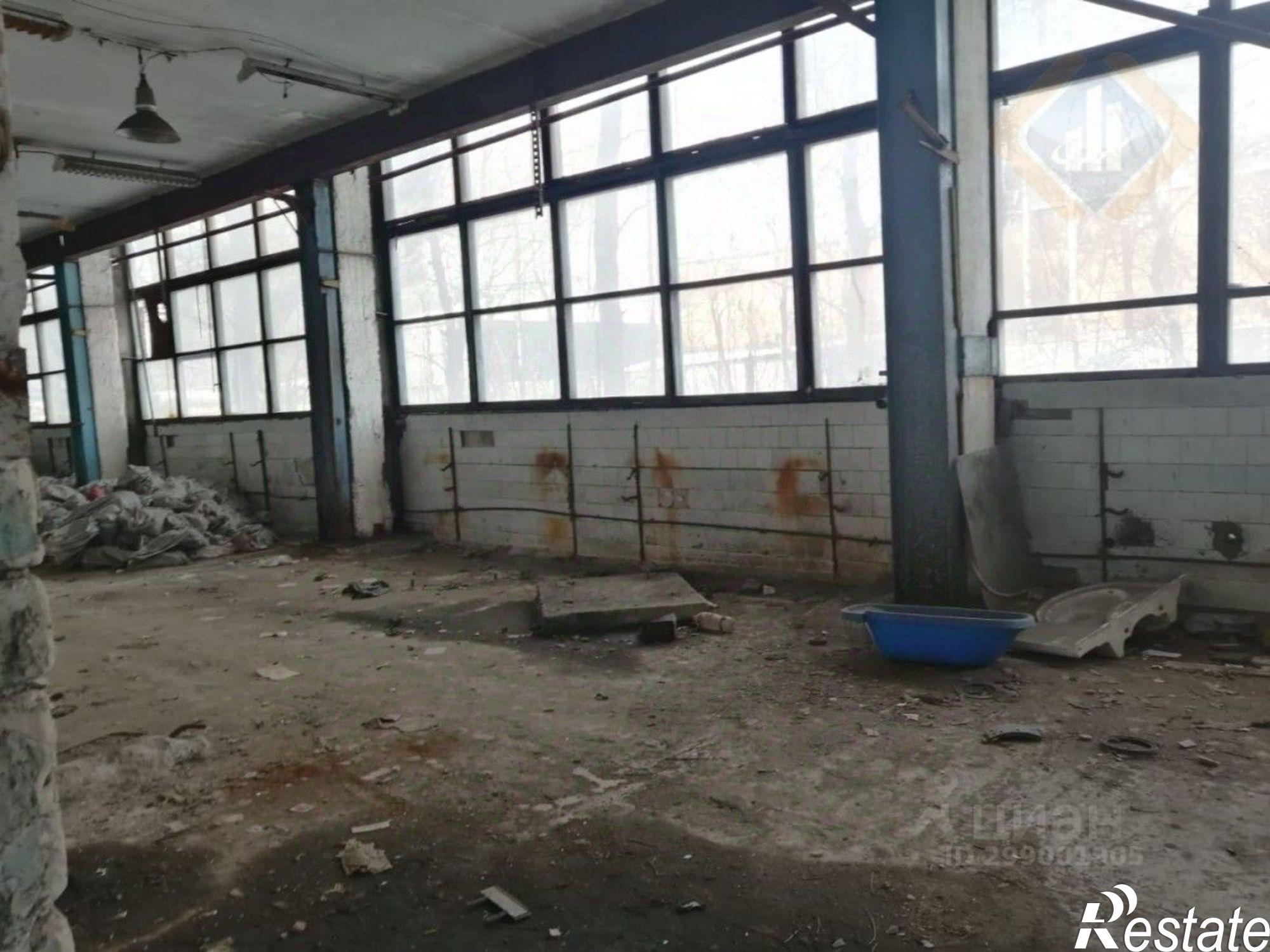 Купить помещение свободного назначения за 34 998 600 рублей на 3-я Промышленная улица