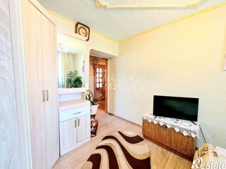 3-комн квартира улица Астафьева, 23,  д. 23