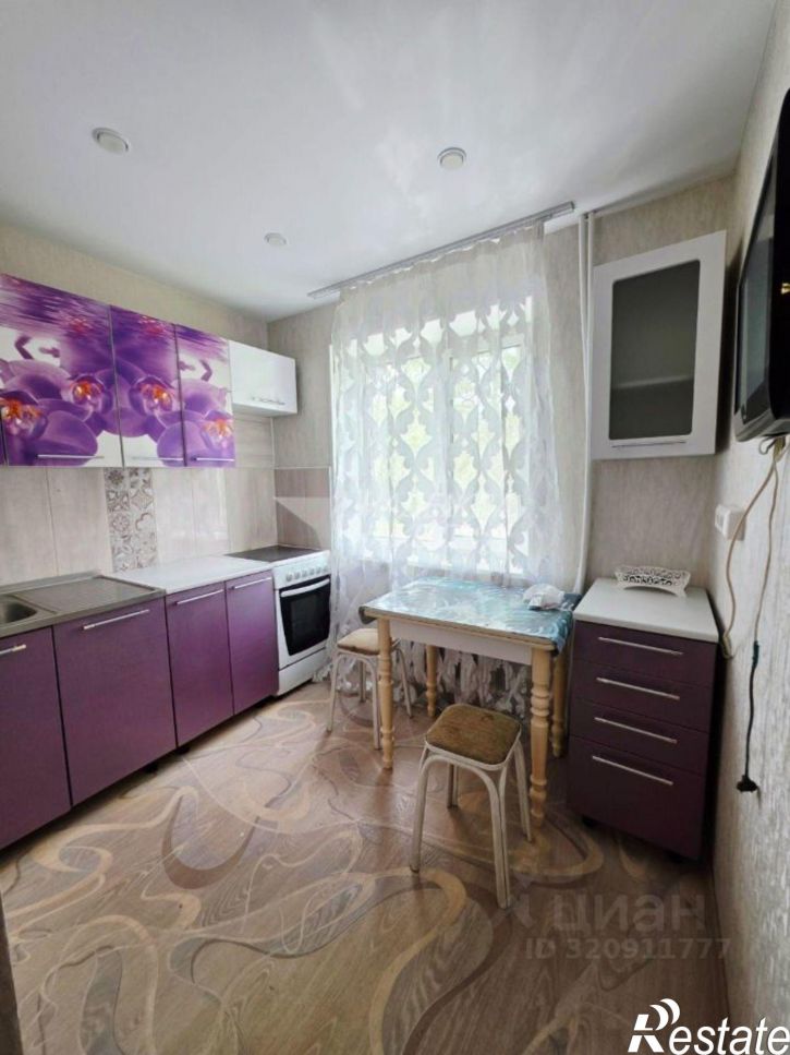 2-комн квартира ул Омская, 8,  д. 8