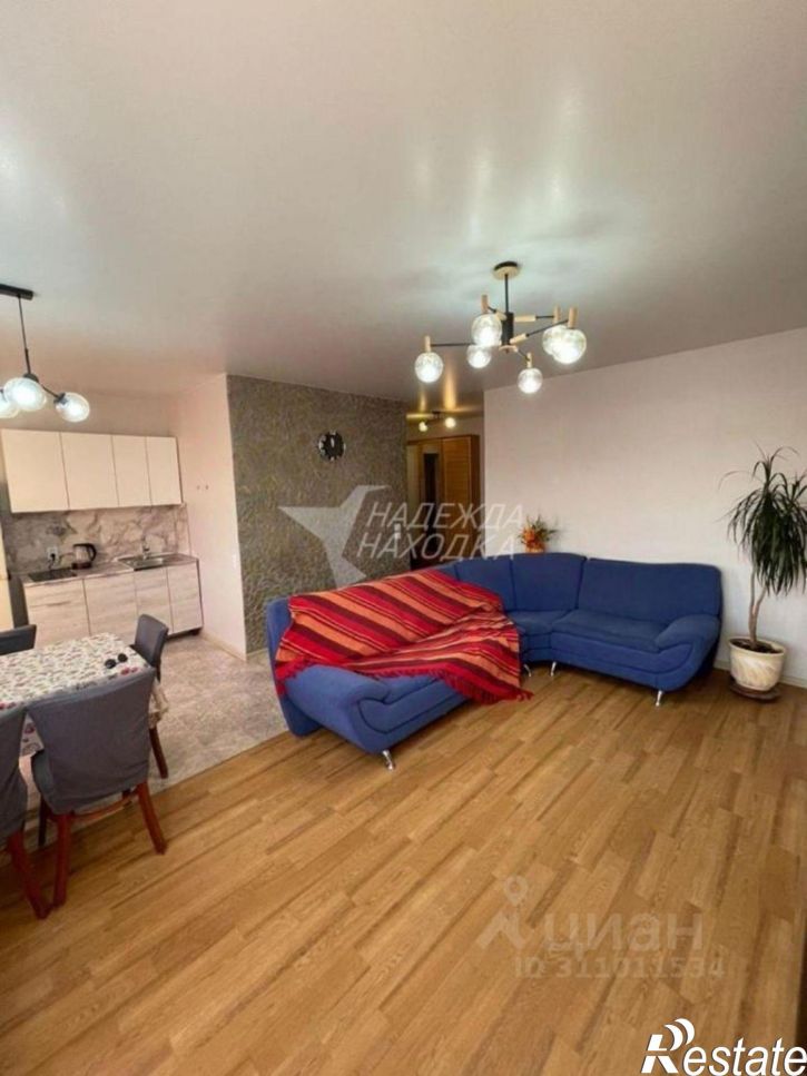 3-комн квартира улица Постышева, 33/18,  д. 33/18