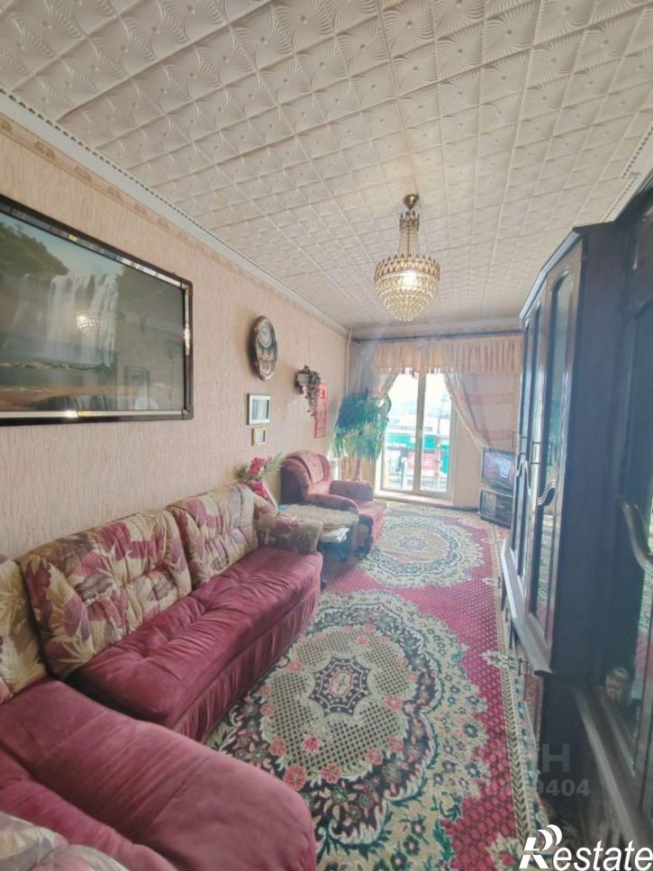 2-комн квартира Находкинский проспект, 110,  д. 110