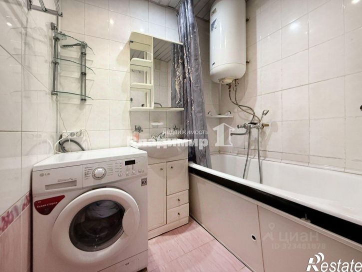 3-комн квартира Бокситогорская улица, 38,  д. 38