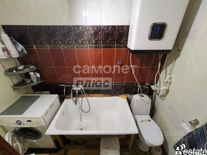 2-комн квартира улица Седова, 8,  д. 8