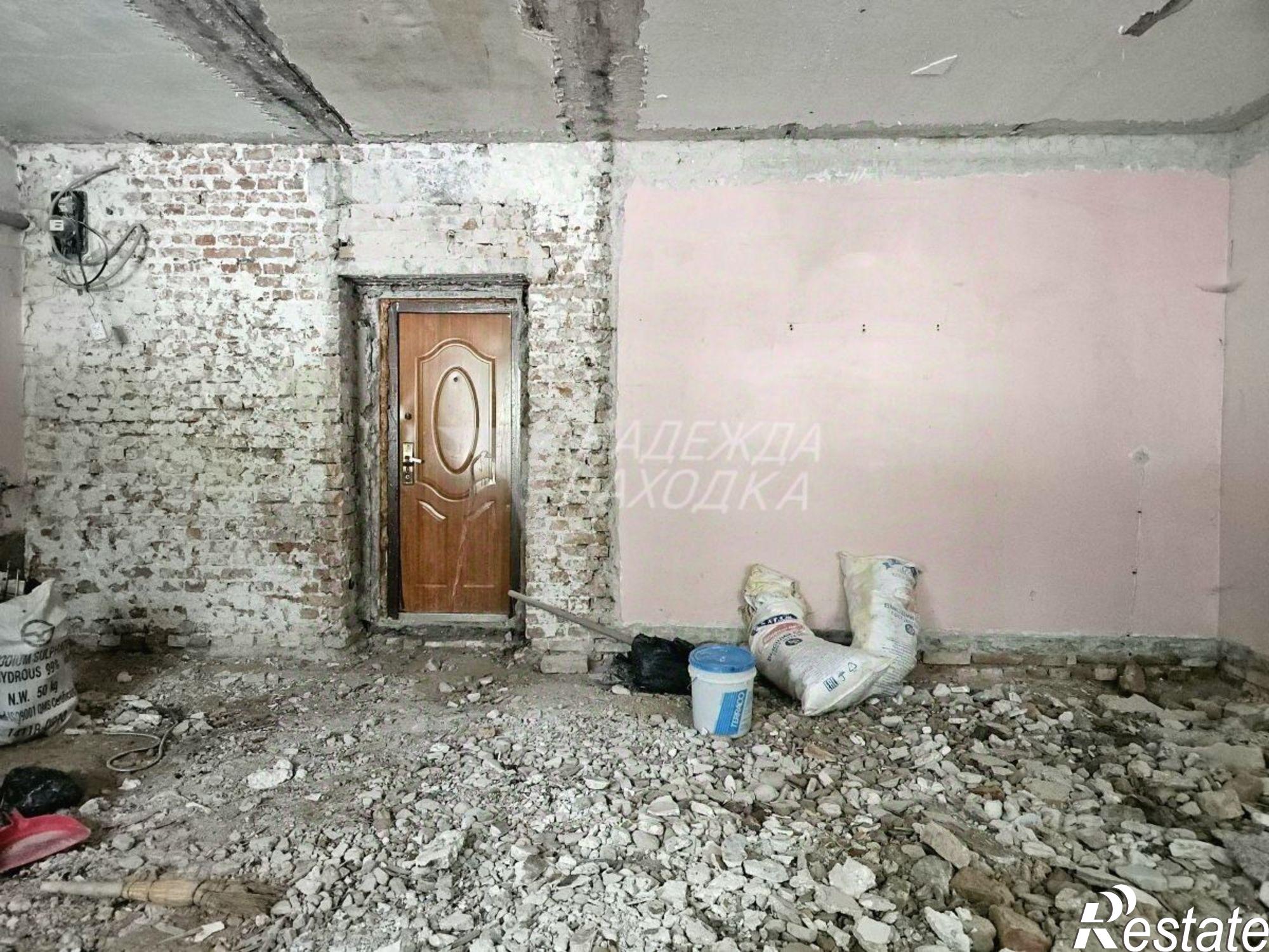 Купить квартиру за 2 300 000 рублей на Владивостокская улица, 48