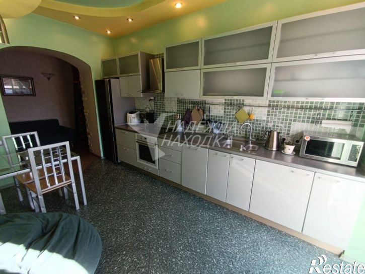 2-комн квартира Комсомольская ул, 12