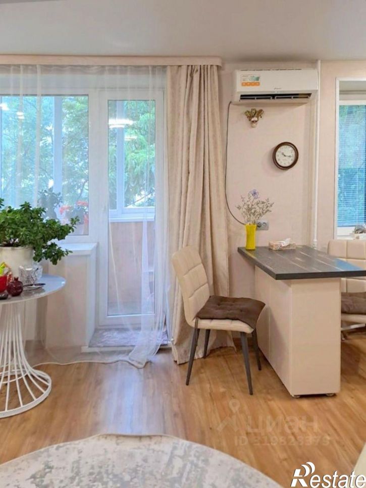 2-комн квартира Находкинский проспект, 70А,  д. 70А