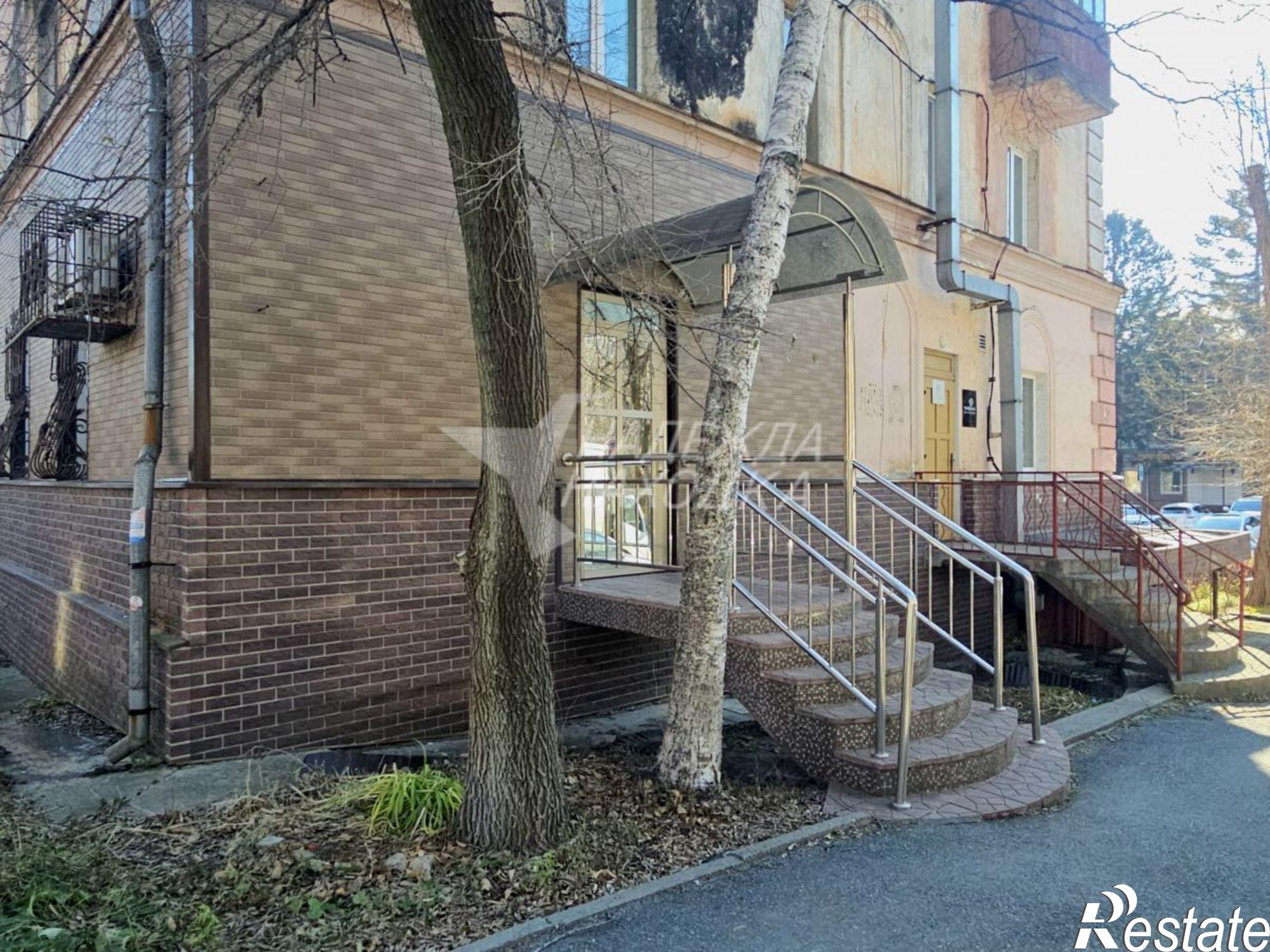 Сдать офис, помещение под офис за 50 000 рублей на Ленинская ул, 8