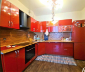 4-комн, 120кв м, этаж 1/4 ул Владивостокская, 44