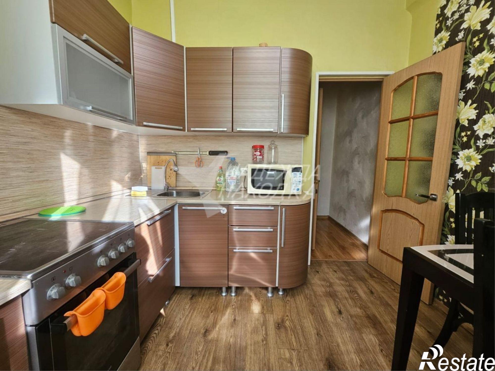 Сдать квартиру за 45 000 рублей на Горького ул, 17