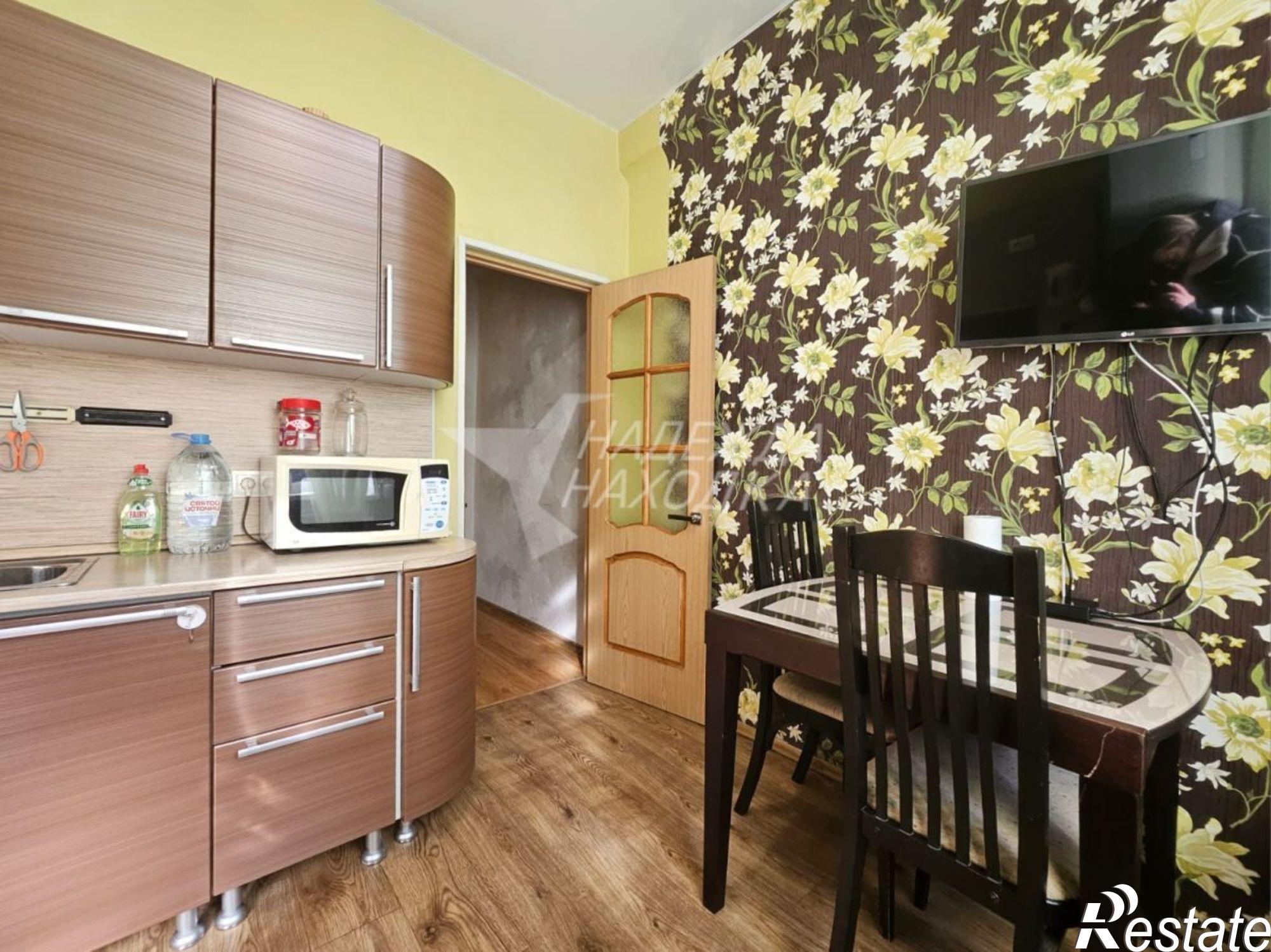 Сдать квартиру за 45 000 рублей на Горького ул, 17