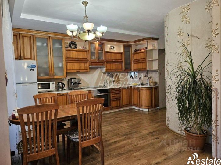 4-комн квартира Восточный пр-кт, 2/2,  д. 2/2