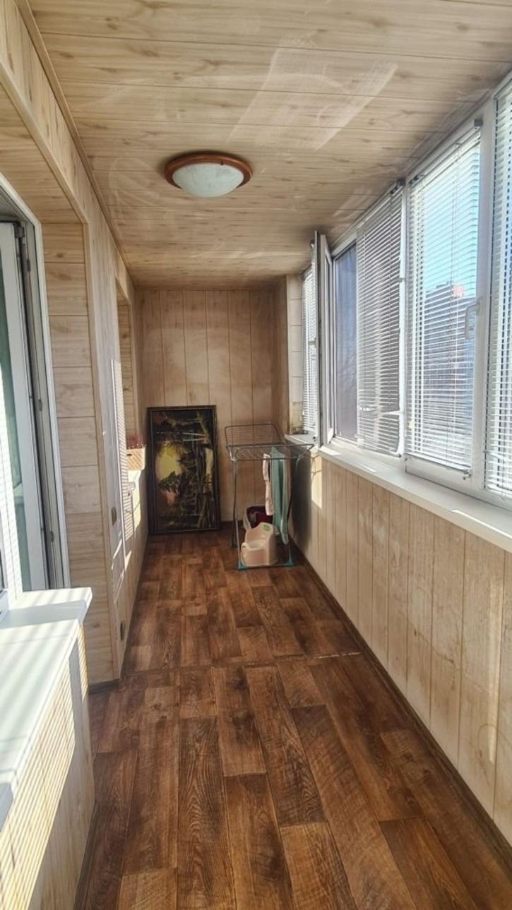 3-комн квартира Дзержинского ул, 5а