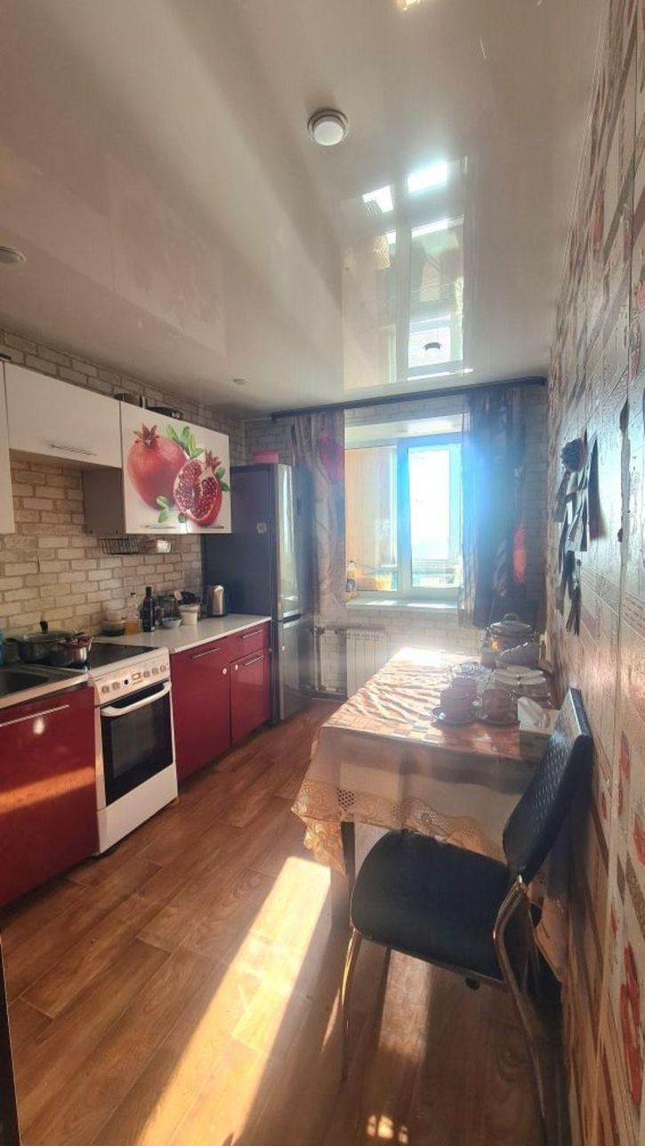 3-комн квартира Дзержинского ул, 5а