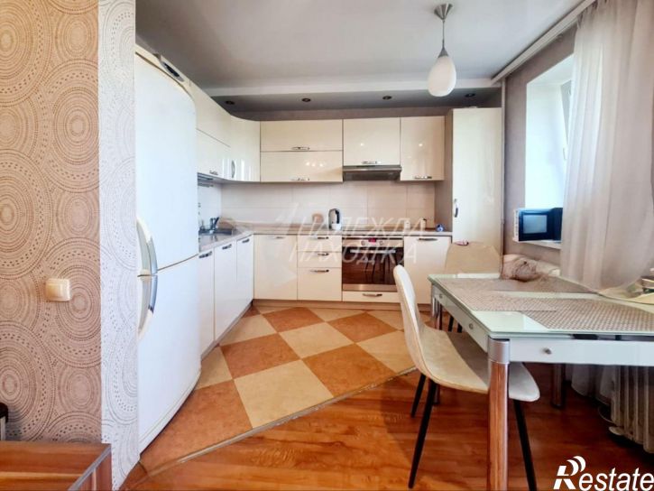 3-комн квартира Мира пр-кт, 8