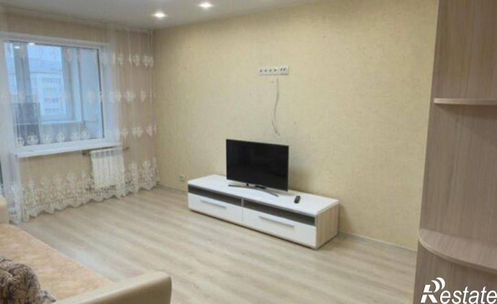 3-комн квартира ул Постышева, 1,  д. 1