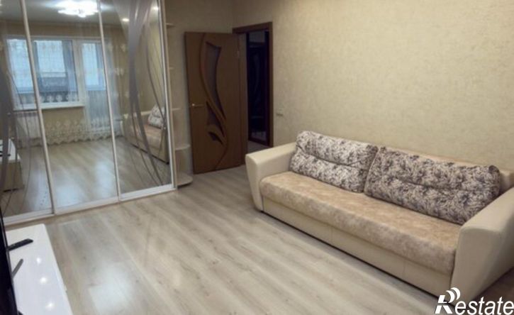 3-комн квартира ул Постышева, 1,  д. 1