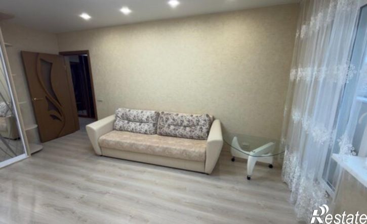 3-комн квартира ул Постышева, 1,  д. 1