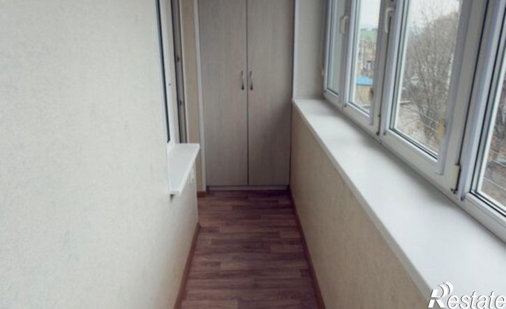 3-комн квартира ул Постышева, 1,  д. 1