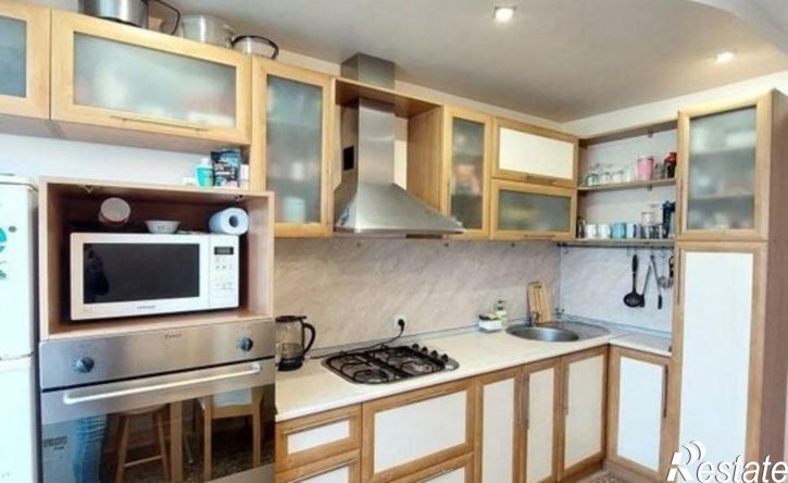 3-комн квартира улица Горького, 15,  д. 15