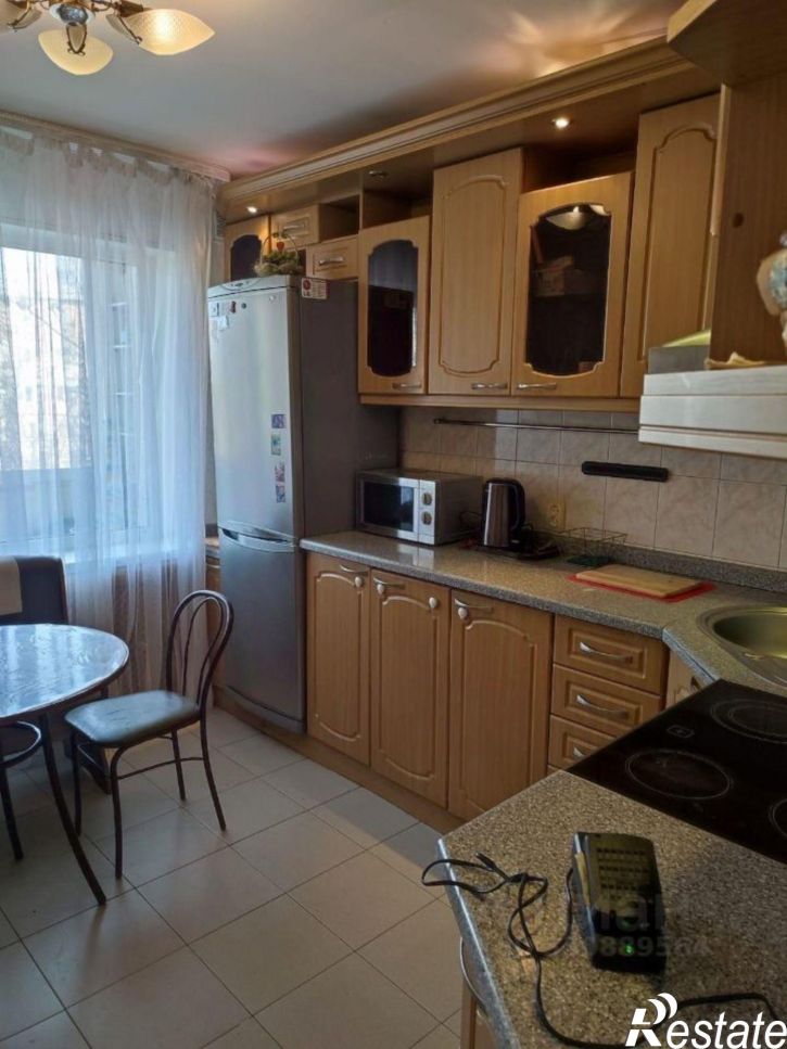 3-комн квартира ул Постышева, 5,  д. 5