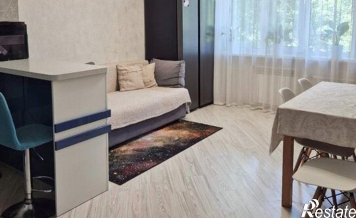 3-комн квартира ул Постышева, 35,  д. 35
