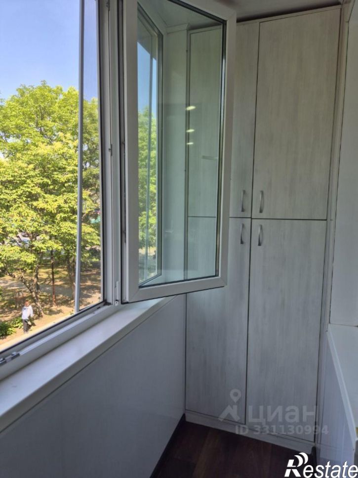 3-комн квартира улица Постышева, 35,  д. 35