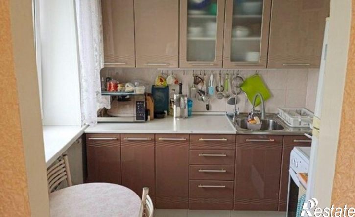 2-комн квартира Находкинский пр-кт, 68,  д. 68