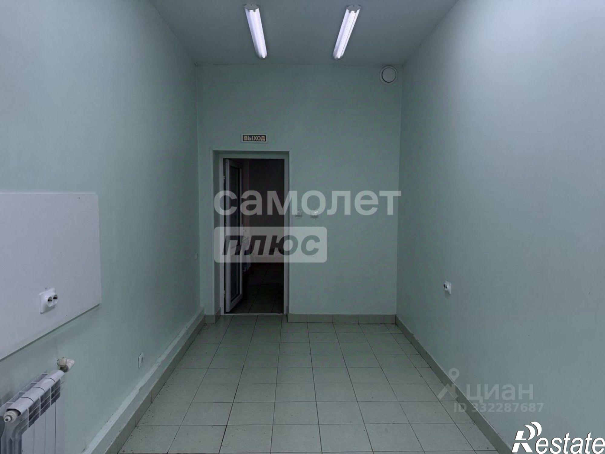 Купить офис, помещение под офис за 17 986 500 рублей на ул Портовая, 92