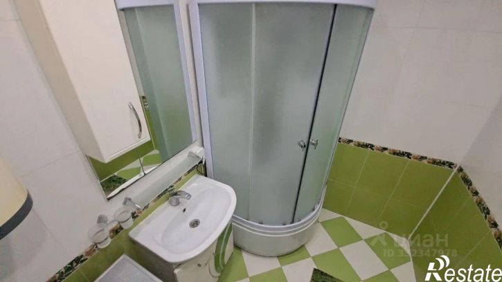 4-комн квартира ул Черняховского, 8,  д. 8