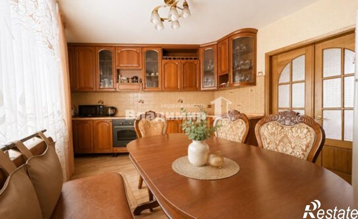4-комн квартира ул Черняховского, 8,  д. 8