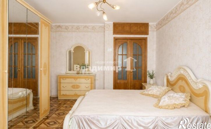 4-комн квартира ул Черняховского, 8,  д. 8