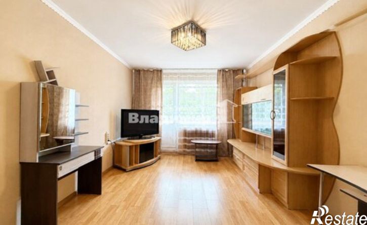 3-комн квартира ул Постышева, 5,  д. 5