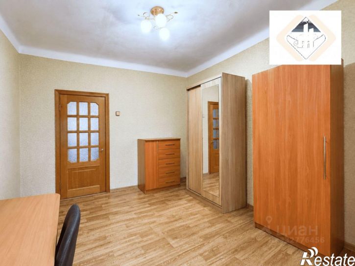 3-комн квартира Находкинский пр-кт, 96,  д. 96