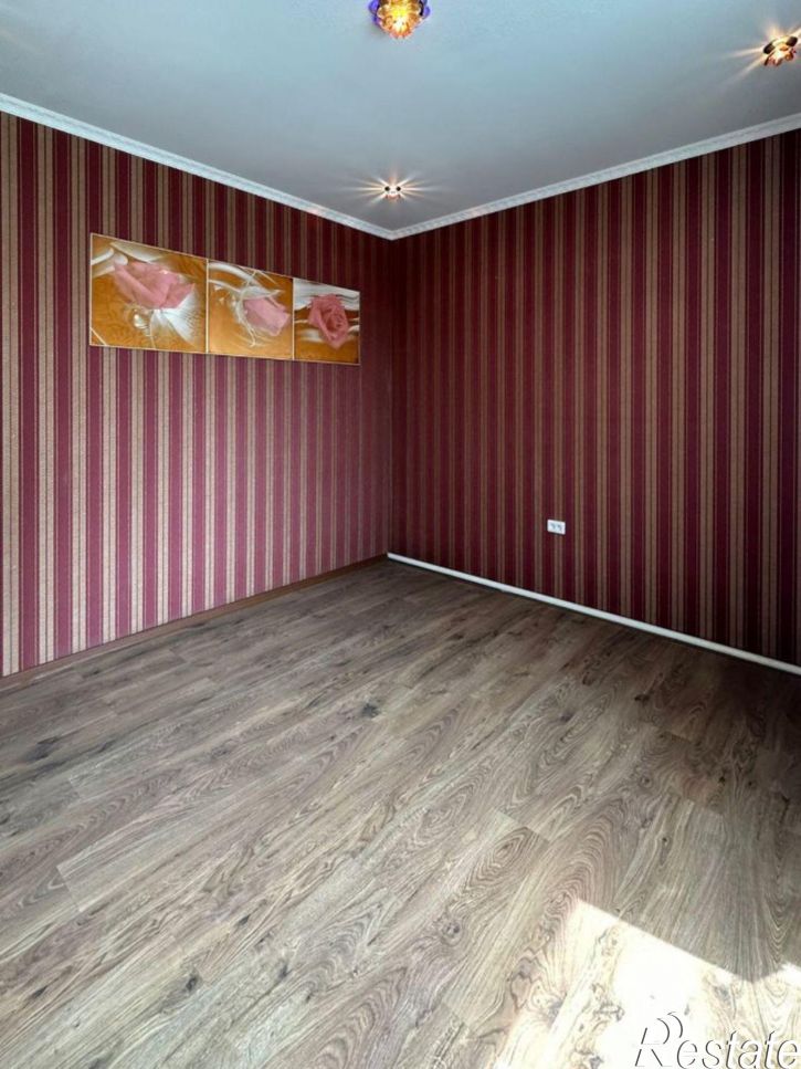 3-комн квартира ул Седова, 4,  д. 4